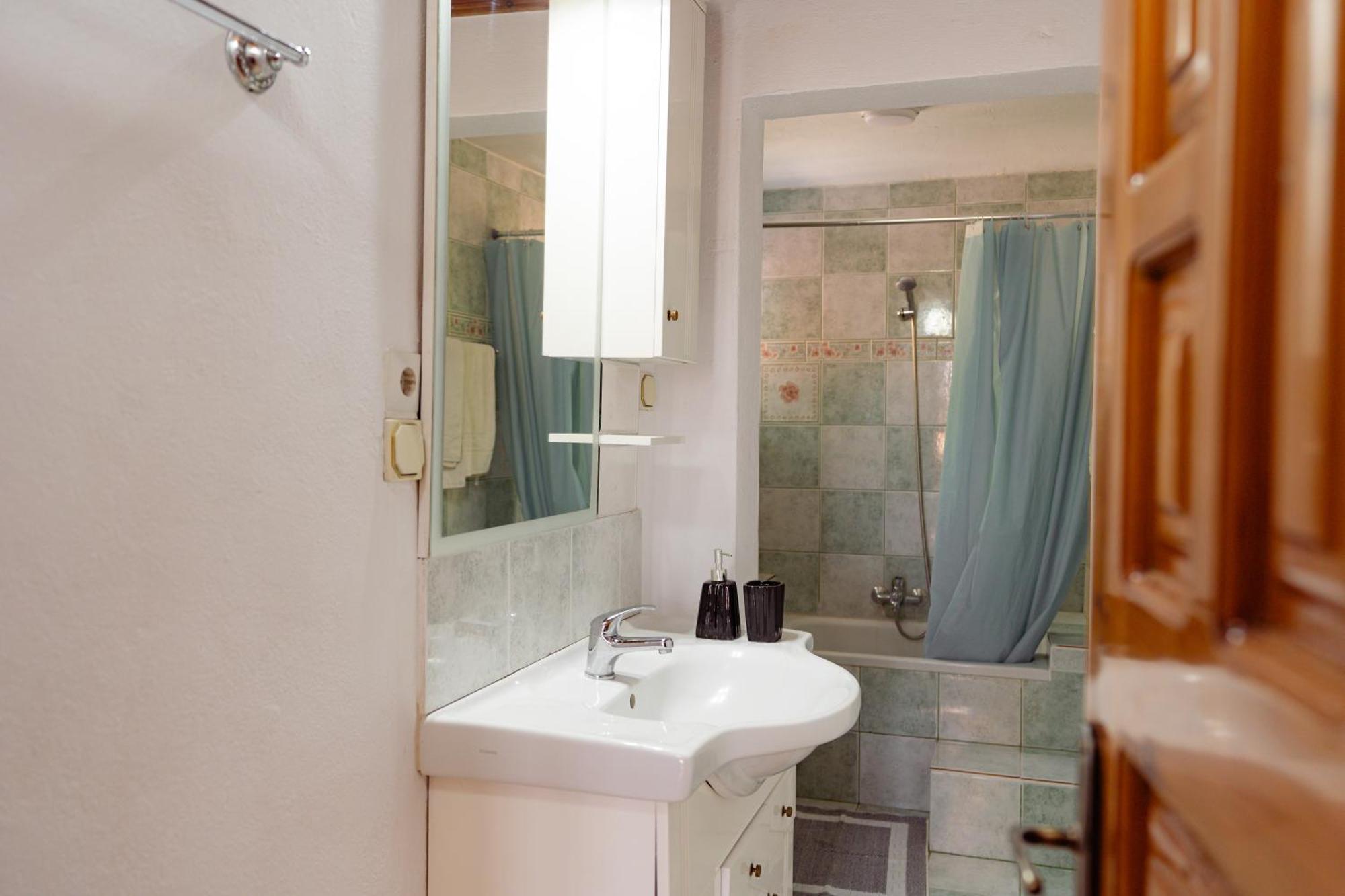 Hotel Petrichor Gjirokastër Zimmer foto